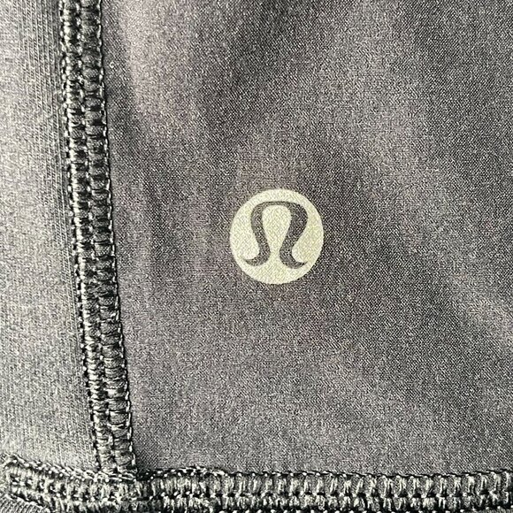 Lululemon Women's Black Voyage Pullover Crewneck Long Sleeve T-Shirt Size 4 - Picture 7 of 9